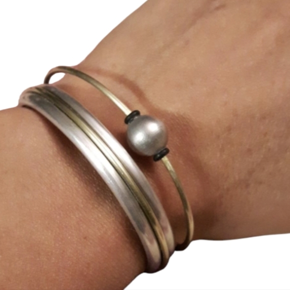 Metal Cuff Bracelet Strong, Stylish & Comfortable - Picture 1 of 6